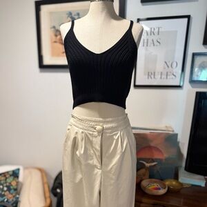 Iris Black ribbed tank Top